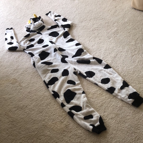 Adult Onesie Halloween Cow Costume - Picture 4 of 16